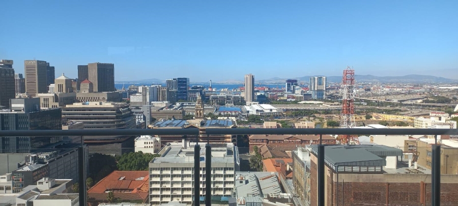 2 Bedroom Property for Sale in Cape Town City Centre Western Cape